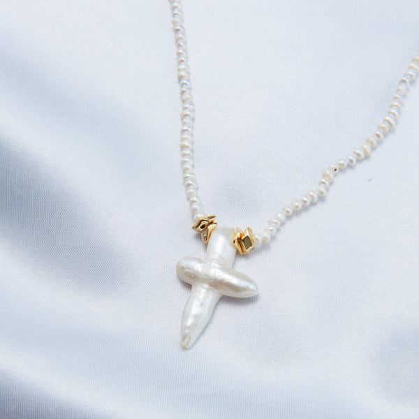 Ladies Cross Pearl Necklace